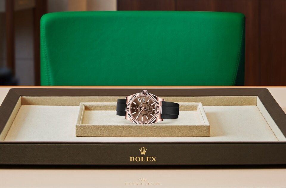 Rolex SKY-DWELLER Oyster, 42 mm, Everose gold - Image 5