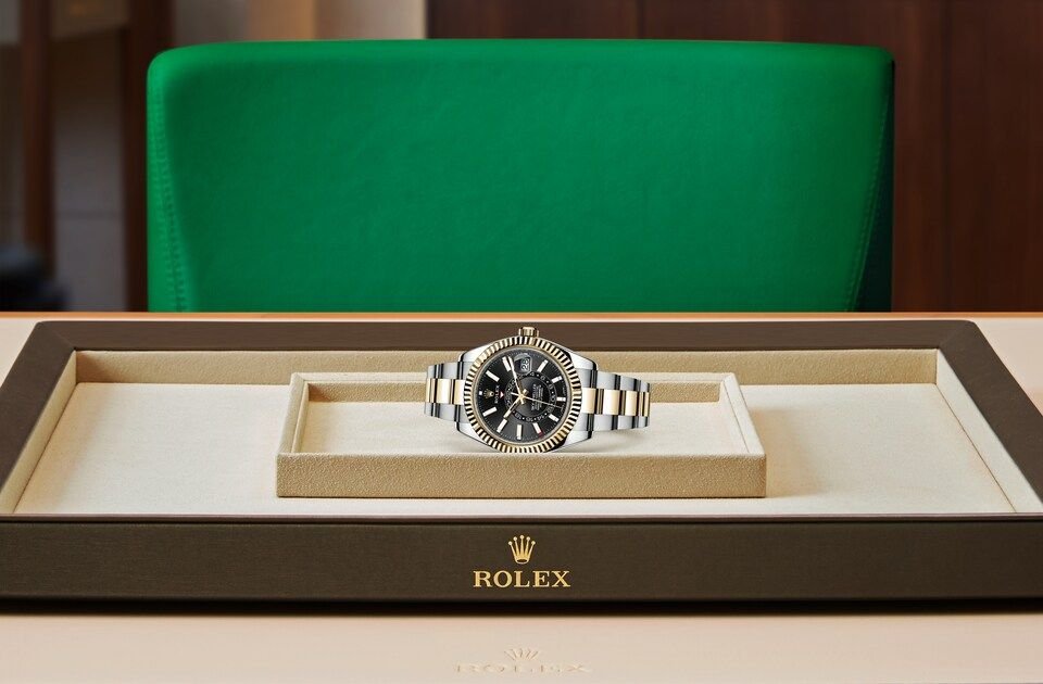 Rolex SKY-DWELLER Oyster, 42 mm, Oystersteel and yellow gold - Image 5