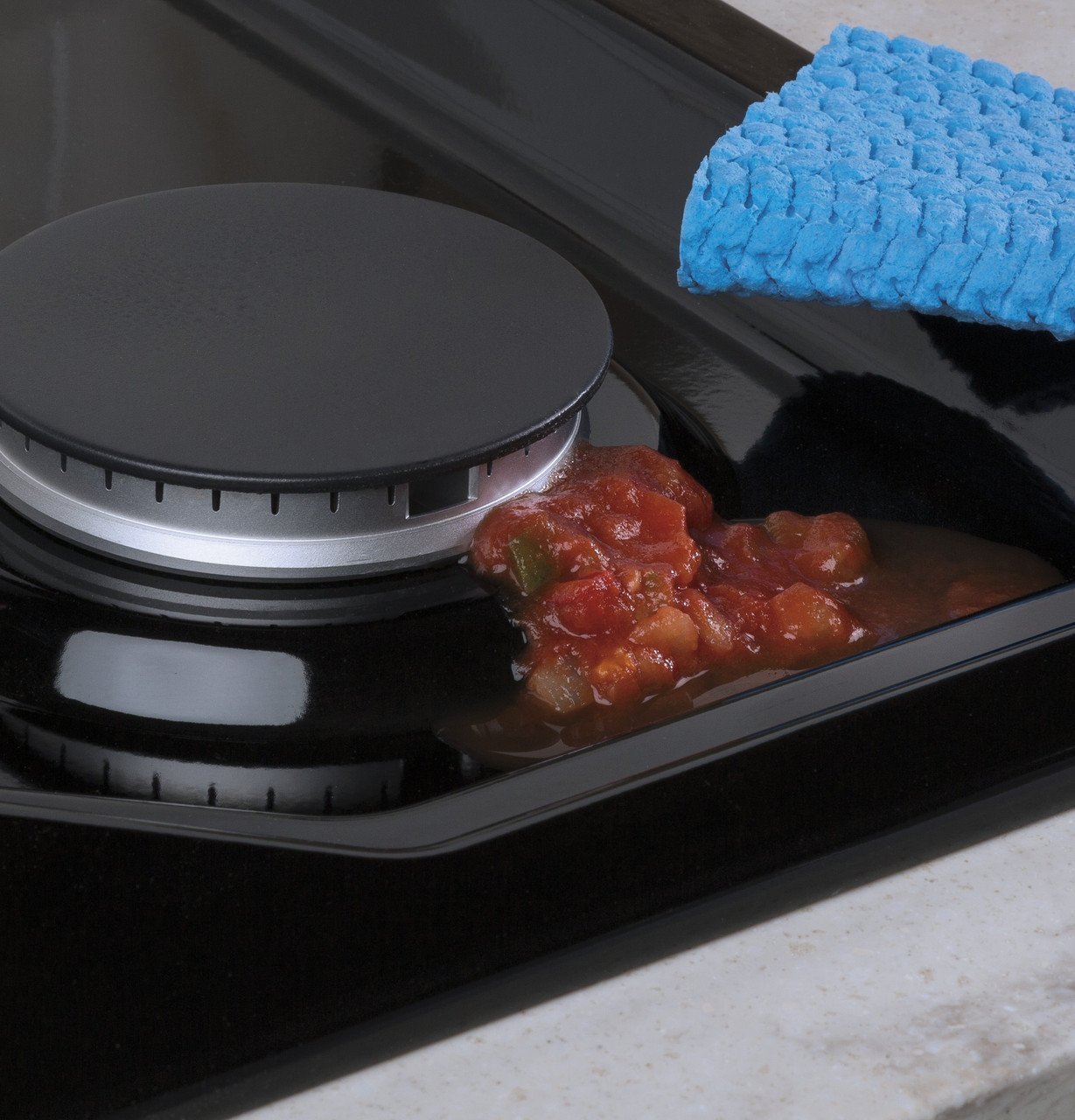 GE 30″ Built-In Gas Cooktop JGP5030DLBB - Image 4