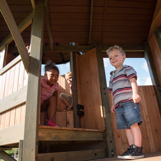 Backyard Discovery Eagles Nest Playhouse - Image 4