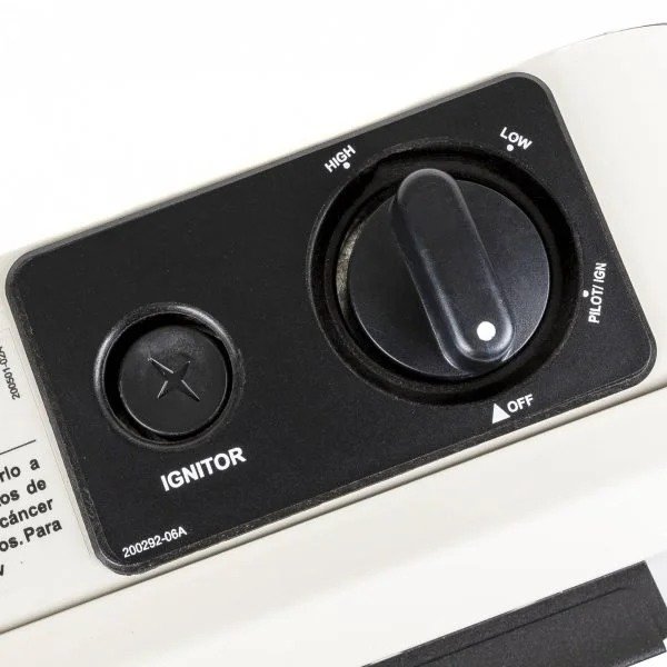 Factory Reconditioned Blue Flame Gas Heater – 10,000 BTU, Dual Fuel – Model# BF10M-B-R - Image 4