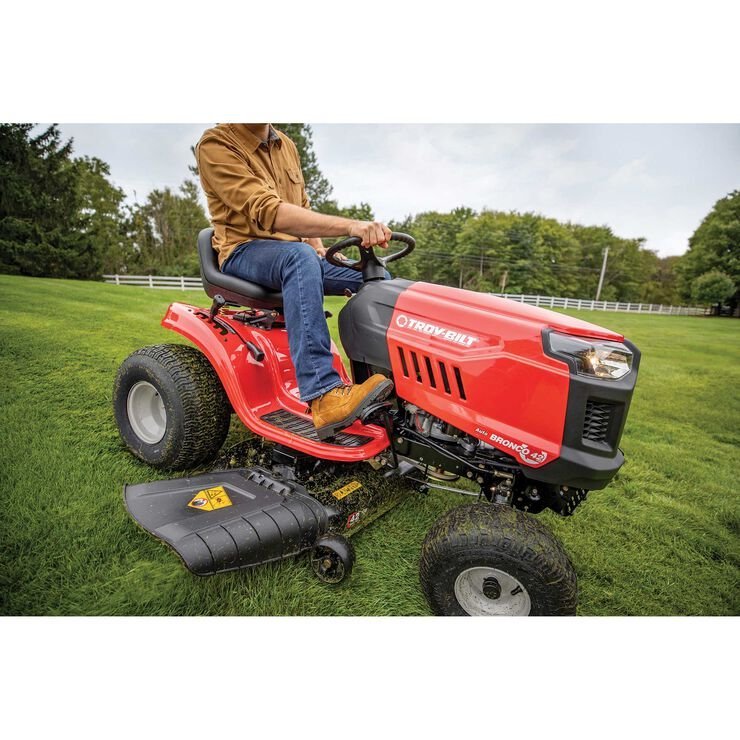 Troy-Bilt Bronco 42″ Riding Lawn Mower - Image 5