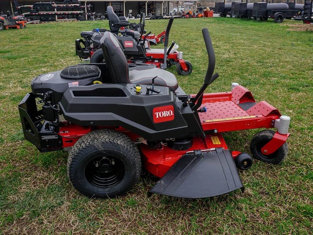 Toro 75746 42″ TimeCutter Zero Turn Mower 22HP Kohler - Image 2