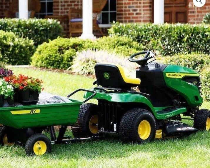 John Deere S100 42″ 17.5 HP Gas Hydrostatic Riding Lawn Tractor - Image 6