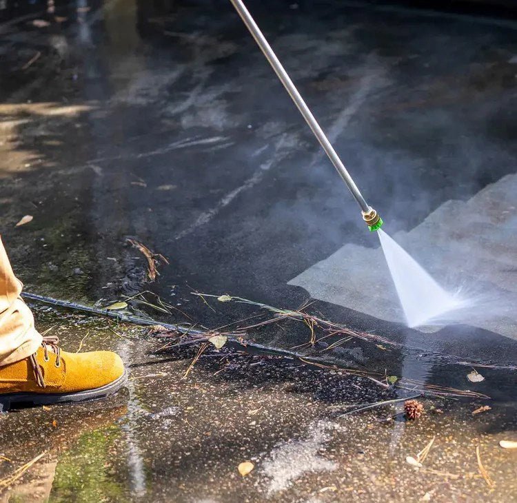 4400 PSI 4.0 GPM Gas Cold Water Pressure Washer with DEWALT 420cc Engine - Image 6