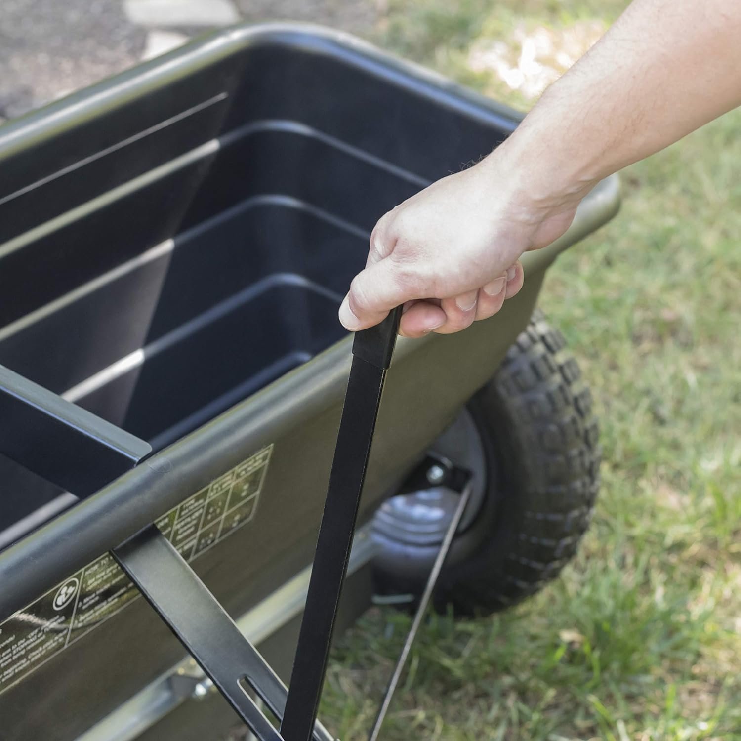 Agri-Fab 45-0543 Tow-Behind 100 lb Lawn & Garden Spiker Seeder Spreader - Image 66