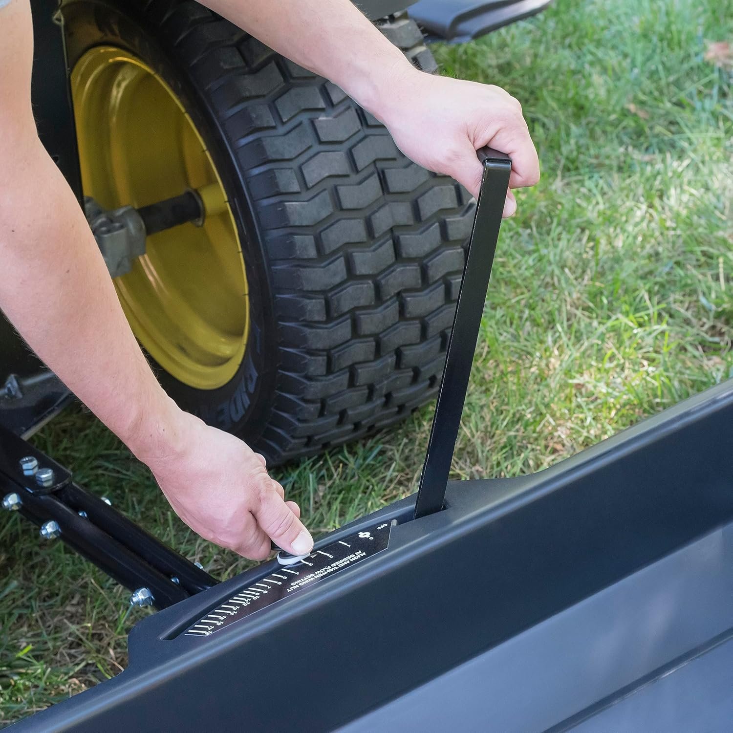 Agri-Fab 45-0543 Tow-Behind 100 lb Lawn & Garden Spiker Seeder Spreader - Image 33