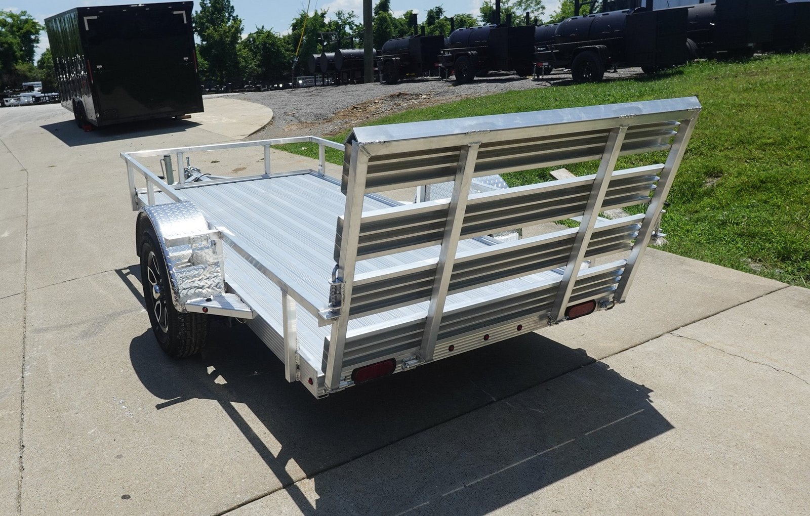 5′ x 10′ Aluminum Utility Trailer with Gate and Mag Wheels – 3500 lb Axle - Image 7