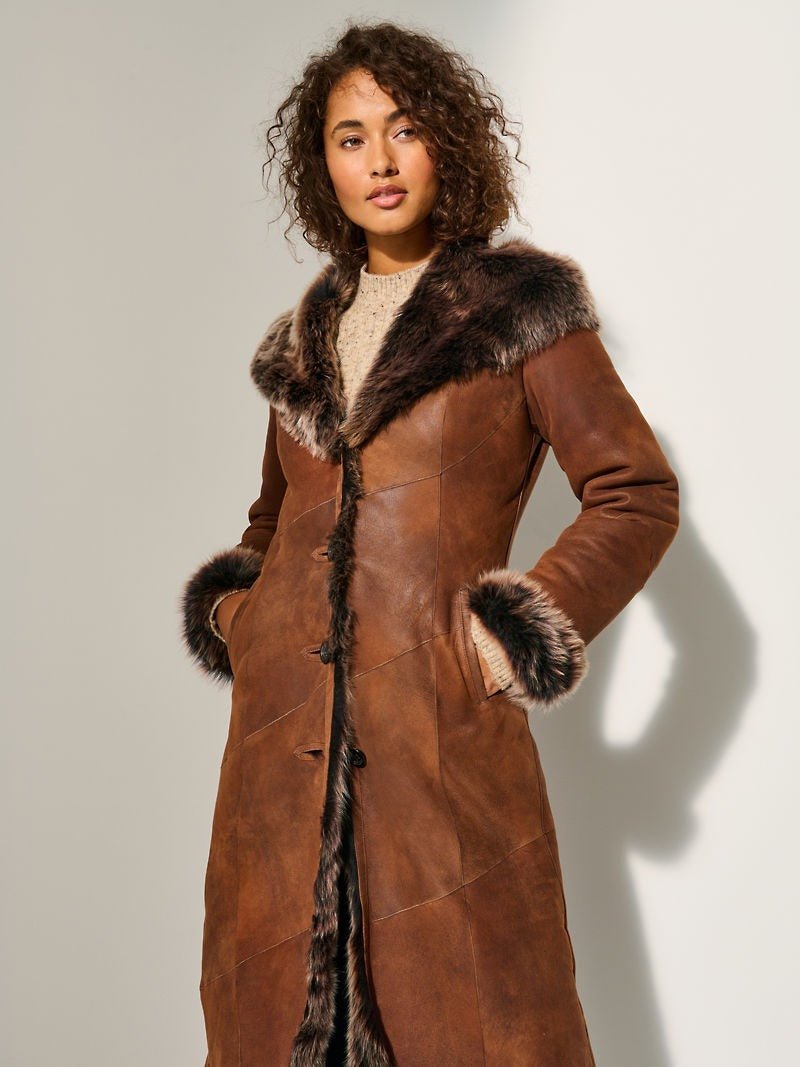 Dakota Hooded Toscana Sheepskin Coat - Image 5